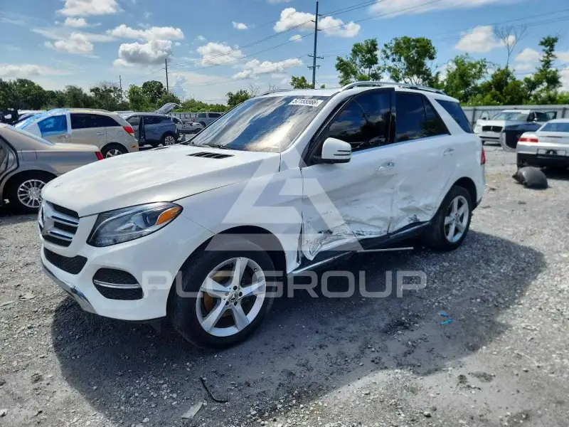 2018 Mercedes Benz GLE-Class фото