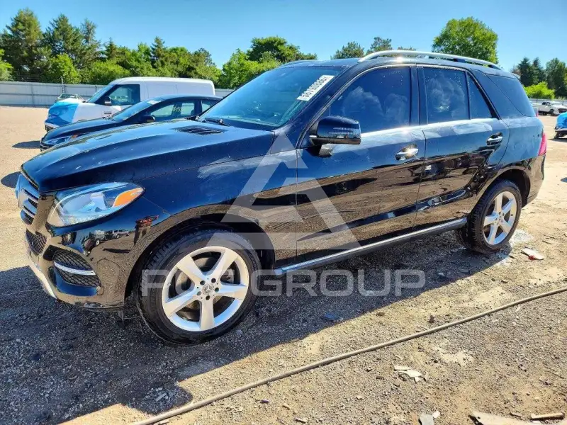 2018 Mercedes Benz GLE-Class фото