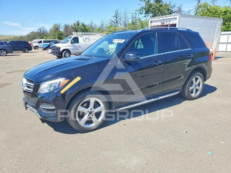 2018 Mercedes Benz GLE-Class фото