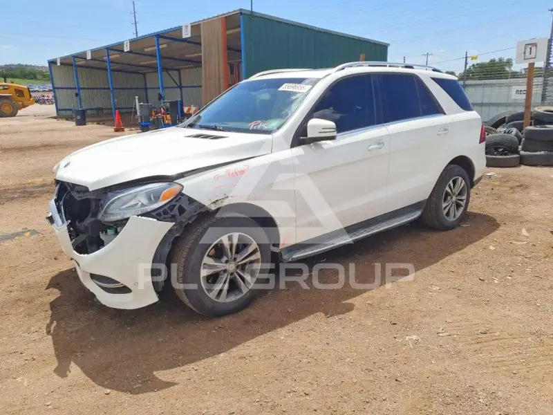 2018 Mercedes Benz GLE-Class фото