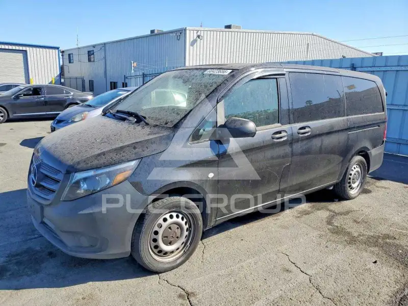 2018 Mercedes Benz METRIS photo