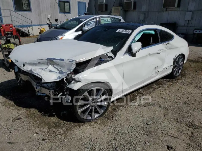 2018 Mercedes Benz C-Class фото