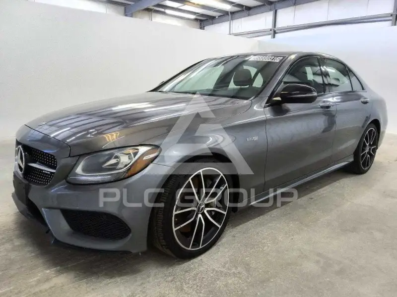2018 Mercedes Benz C-Class photo