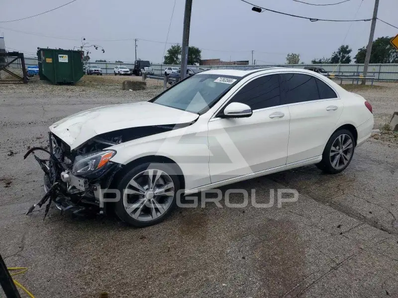 2018 Mercedes Benz C-Class фото
