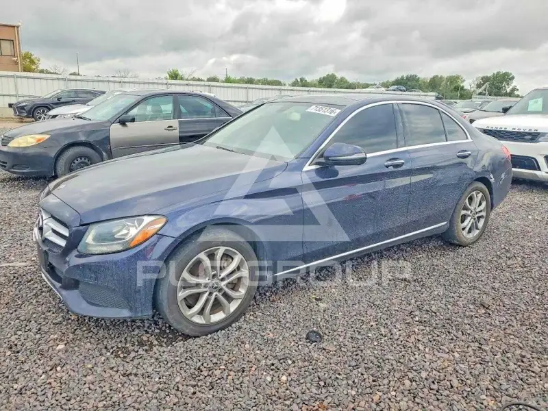 2018 Mercedes Benz C-Class photo