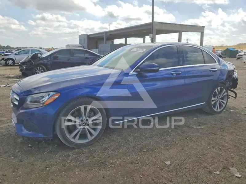 2018 Mercedes Benz C-Class фото