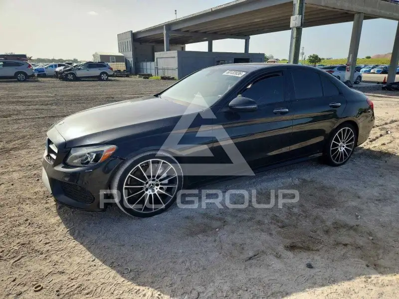 2018 Mercedes Benz C-Class фото