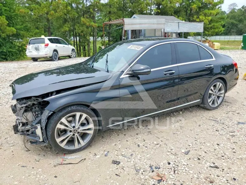 2018 Mercedes Benz C-Class фото