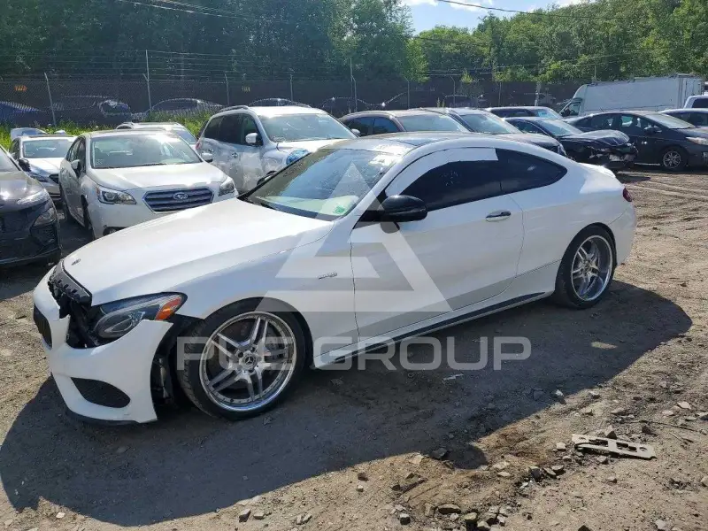 2018 Mercedes Benz C-Class фото