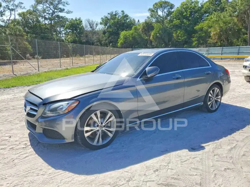 2018 Mercedes Benz C-Class фото