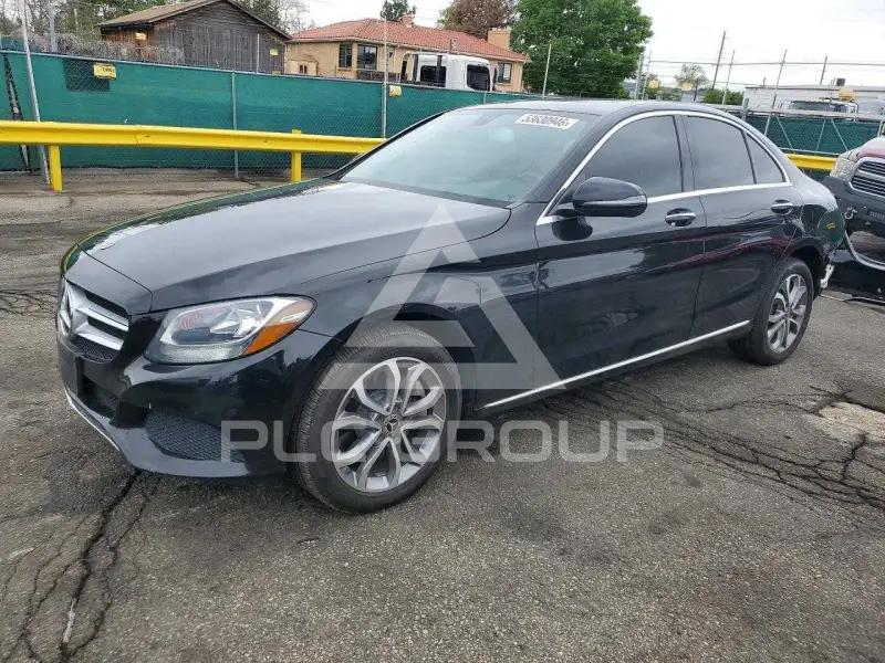 2018 Mercedes Benz C-Class photo