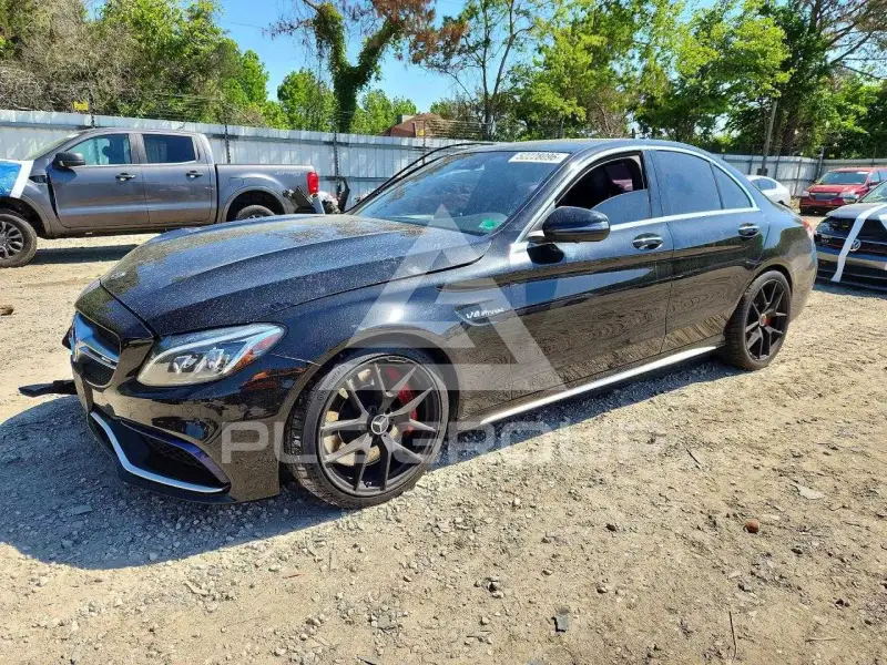 2018 Mercedes Benz C-Class фото