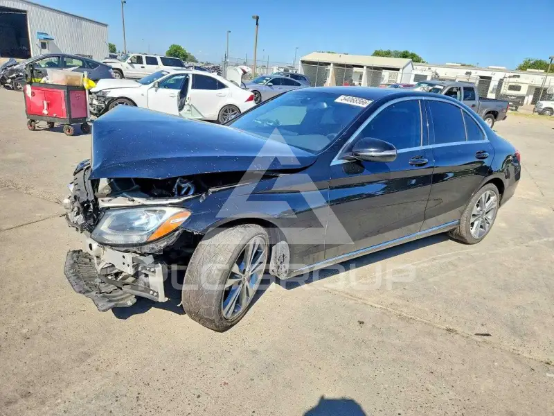 2018 Mercedes Benz C-Class photo