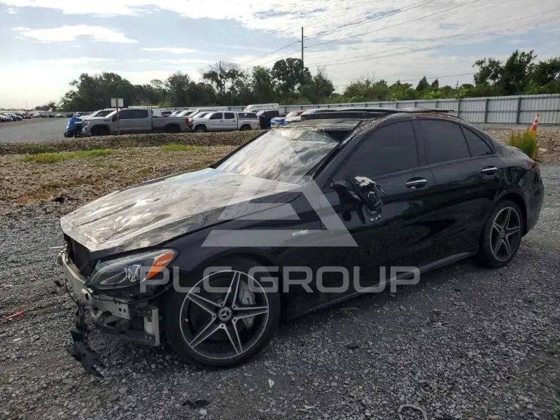 2018 Mercedes Benz C-Class фото