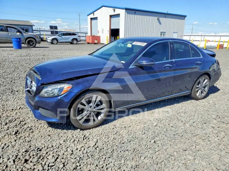 2018 Mercedes Benz C-Class фото