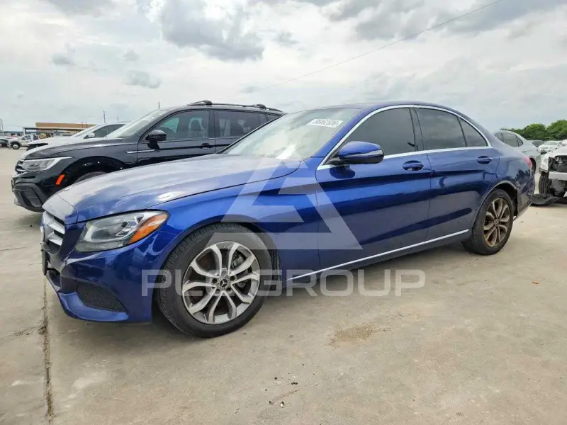 2018 Mercedes Benz C-Class фото