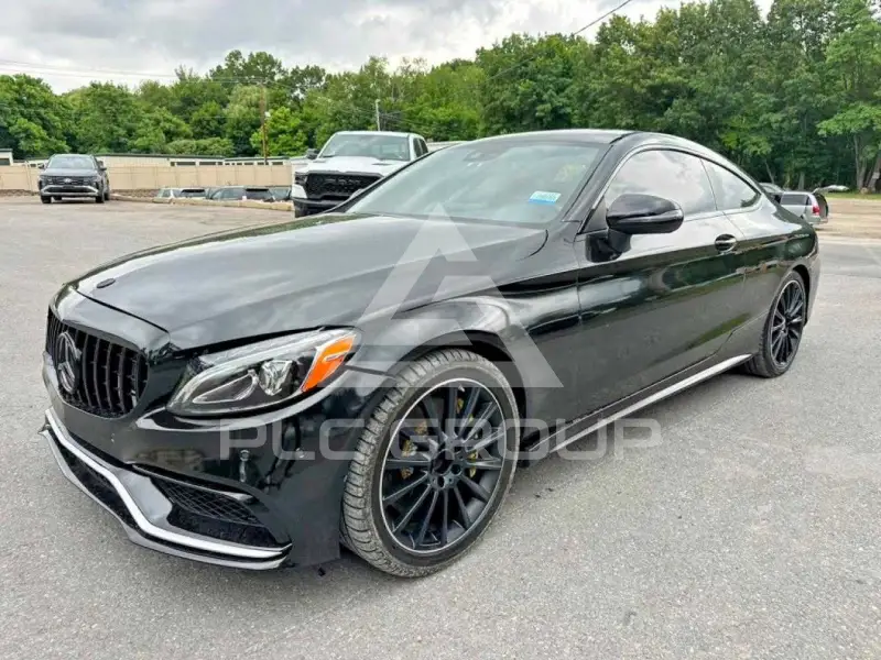 2018 Mercedes Benz C-Class photo