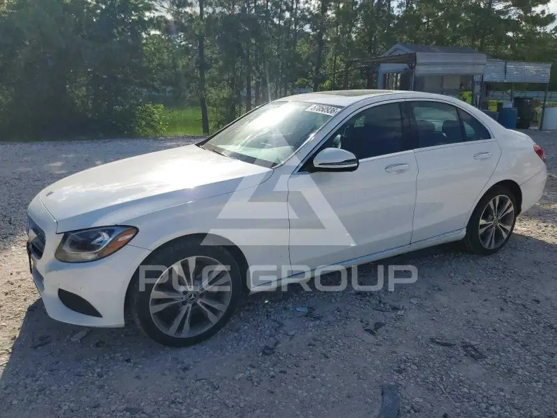 2018 Mercedes Benz C-Class фото