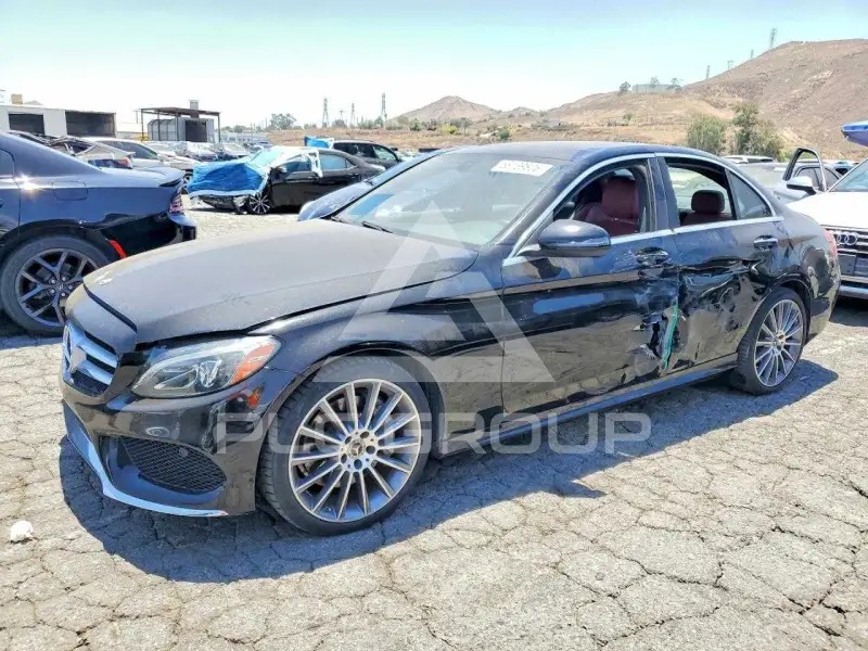 2018 Mercedes Benz C-Class фото