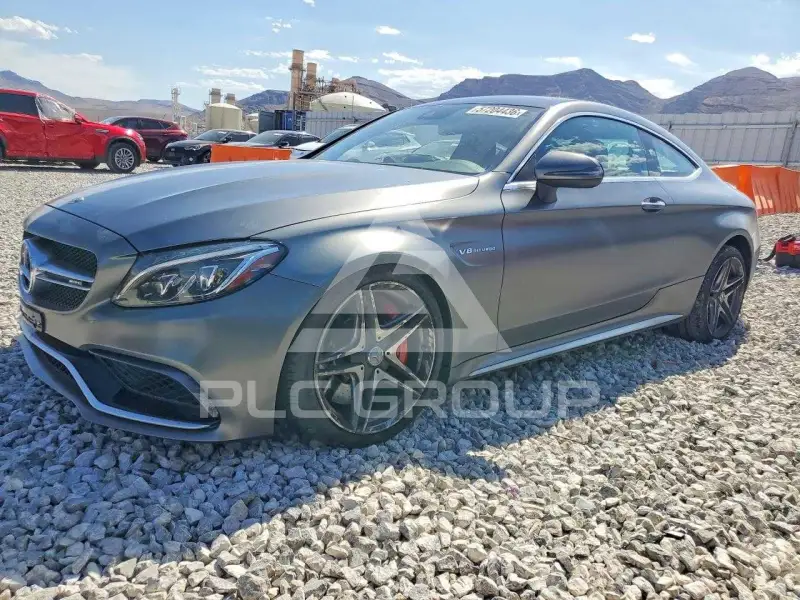 2018 Mercedes Benz C-Class фото