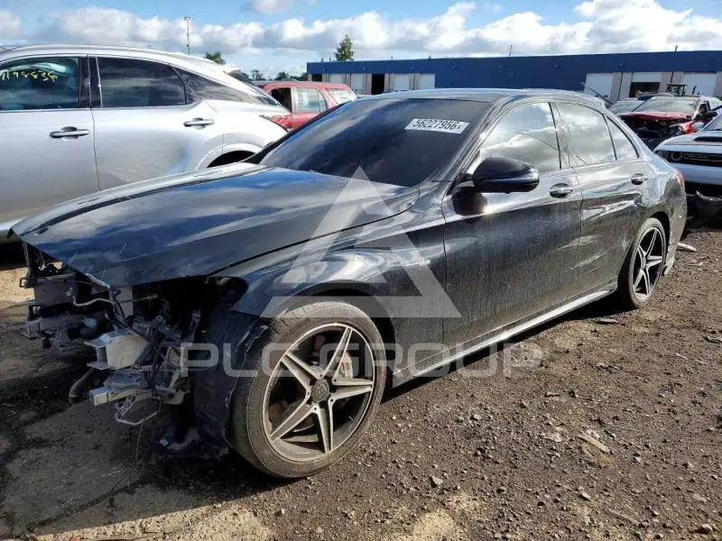 2018 Mercedes Benz C-Class фото