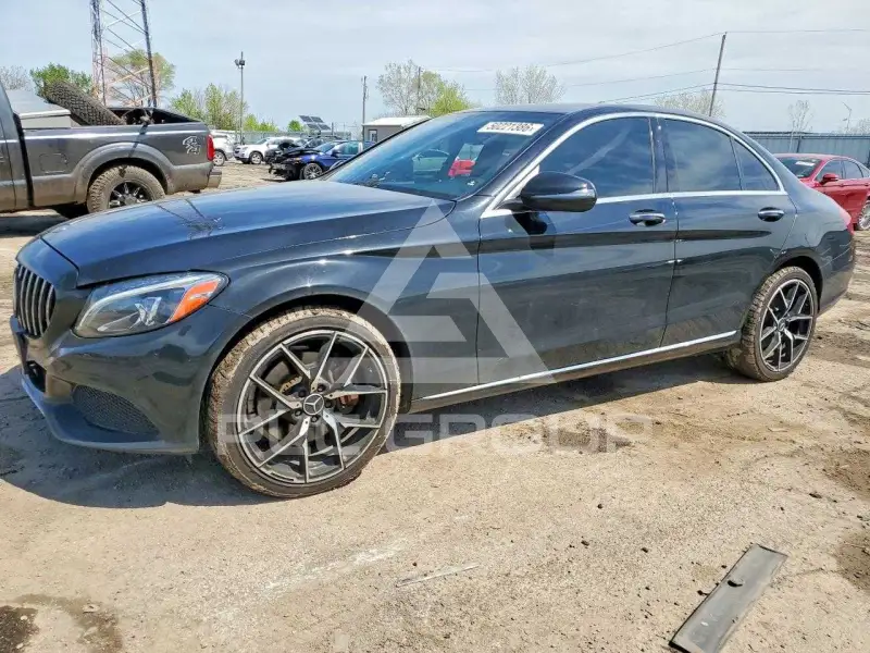 2018 Mercedes Benz C-Class photo