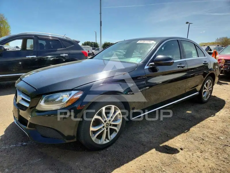 2018 Mercedes Benz C-Class фото