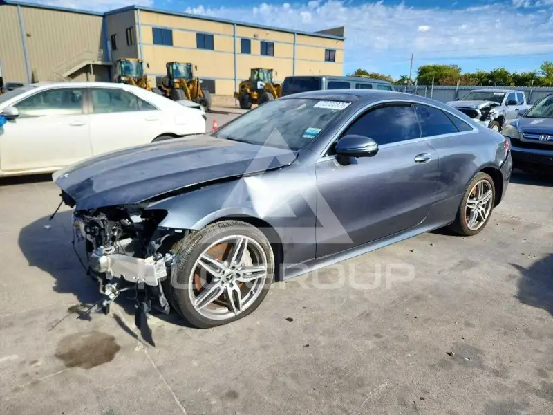 2018 Mercedes Benz E-Class photo