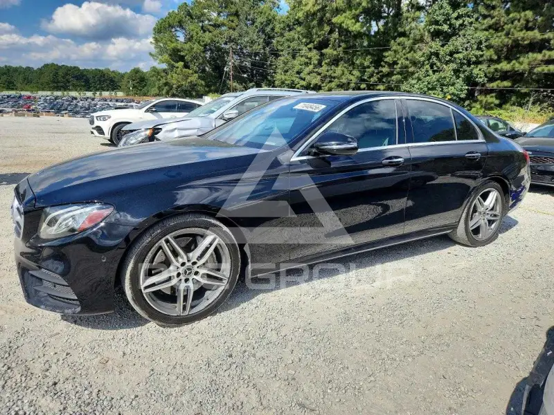 2018 Mercedes Benz E-Class фото