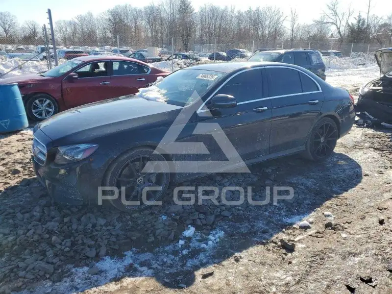 2018 Mercedes Benz E-Class фото
