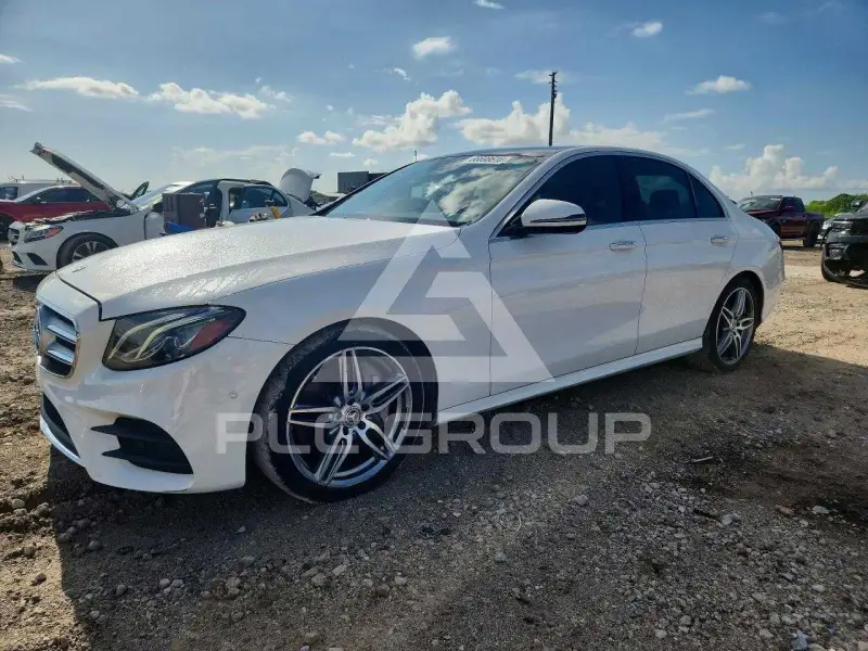 2018 Mercedes Benz E-Class фото
