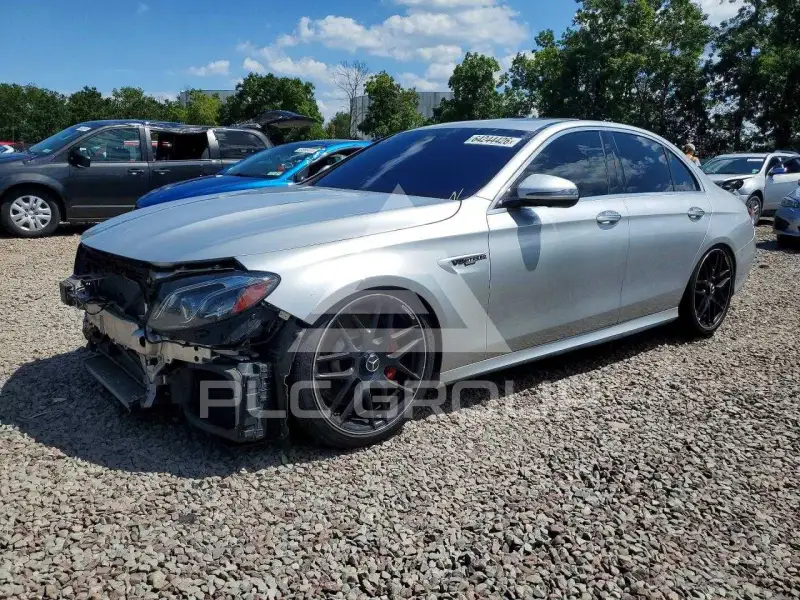 2018 Mercedes Benz E-Class photo