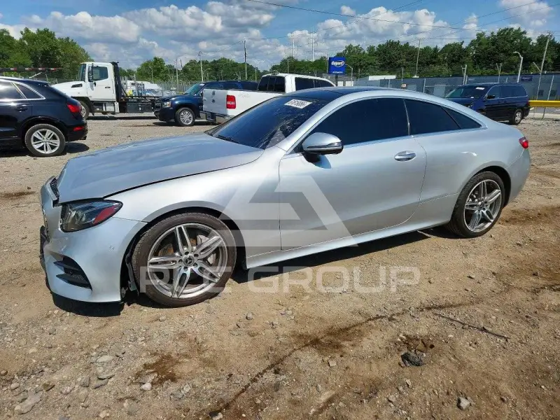 2018 Mercedes Benz E-Class photo