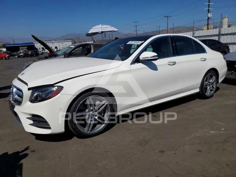 2018 Mercedes Benz E-Class фото