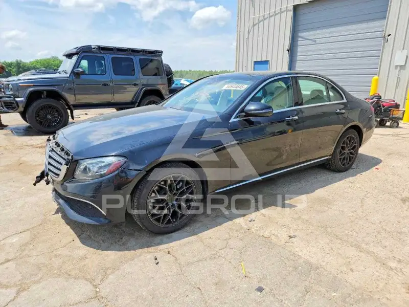 2018 Mercedes Benz E-Class фото