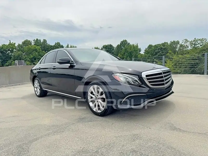 2018 Mercedes Benz E-Class фото