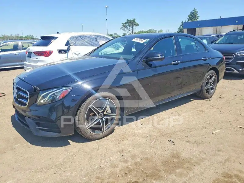 2018 Mercedes Benz E-Class фото