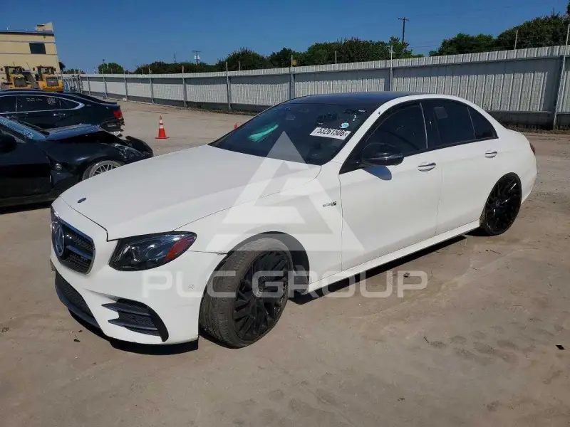 2018 Mercedes Benz E-Class фото