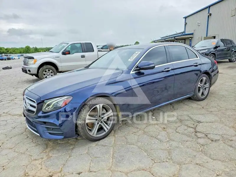 2018 Mercedes Benz E-Class photo