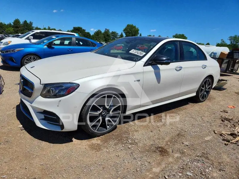 2018 Mercedes Benz E-Class фото