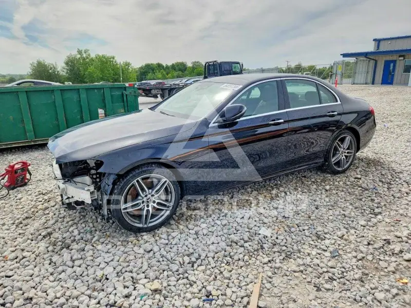 2018 Mercedes Benz E-Class photo