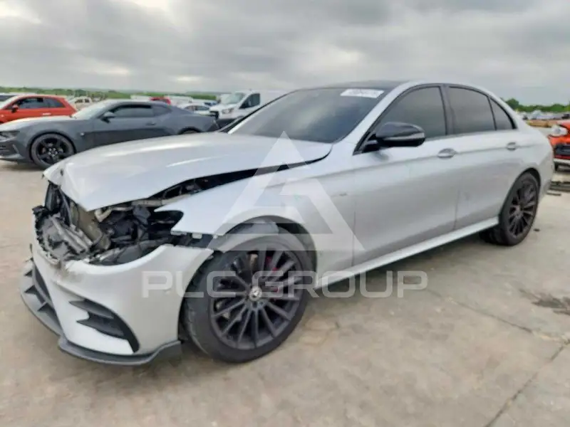 2018 Mercedes Benz E-Class фото