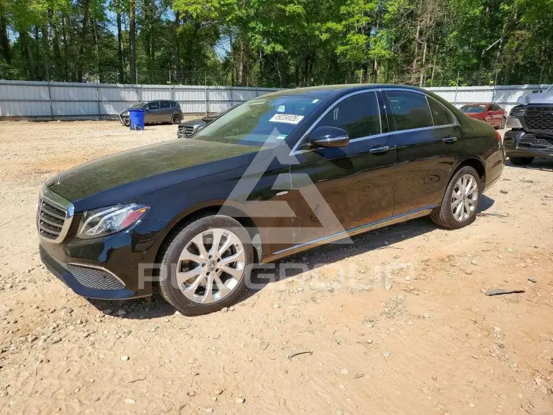 2018 Mercedes Benz E-Class фото