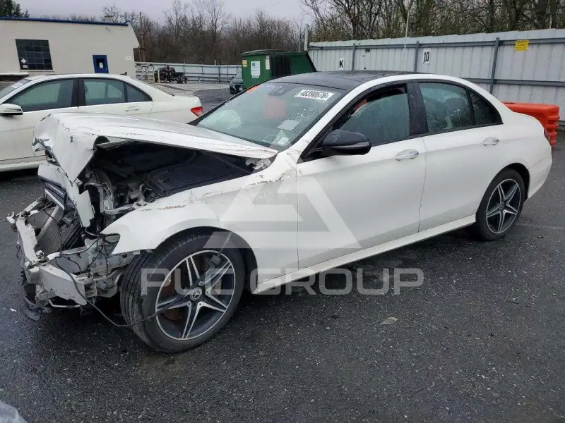 2018 Mercedes Benz E-Class фото
