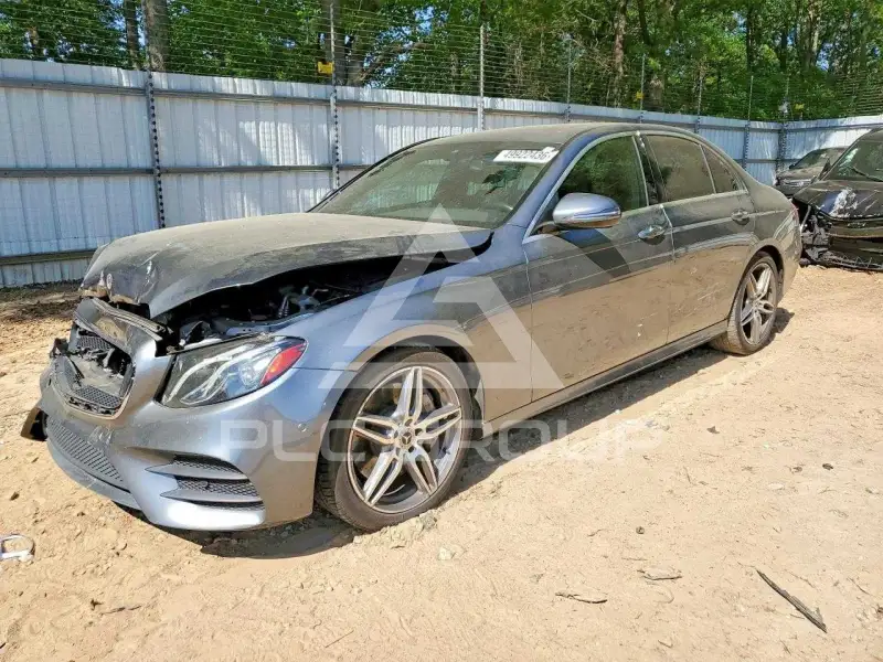 2018 Mercedes Benz E-Class photo