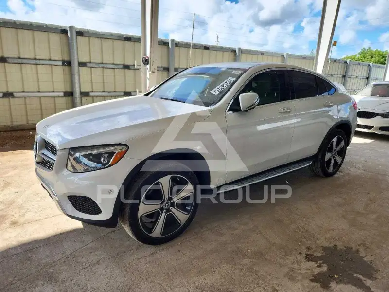 2018 Mercedes Benz GLC-Class фото