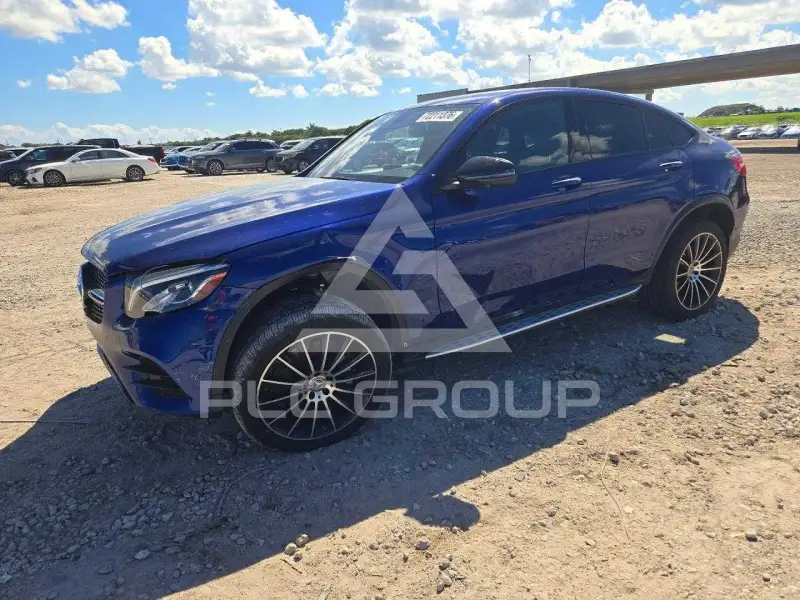 2018 Mercedes Benz GLC-Class photo