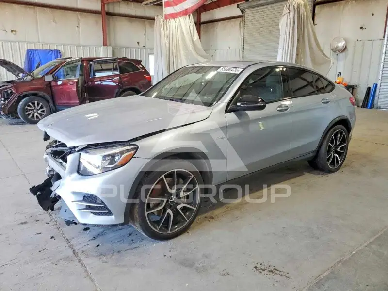 2018 Mercedes Benz GLC-Class фото