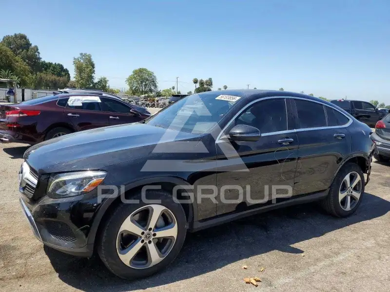 2018 Mercedes Benz GLC-Class фото