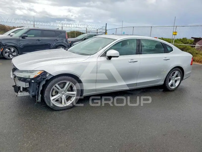 2018 Volvo S90 фото